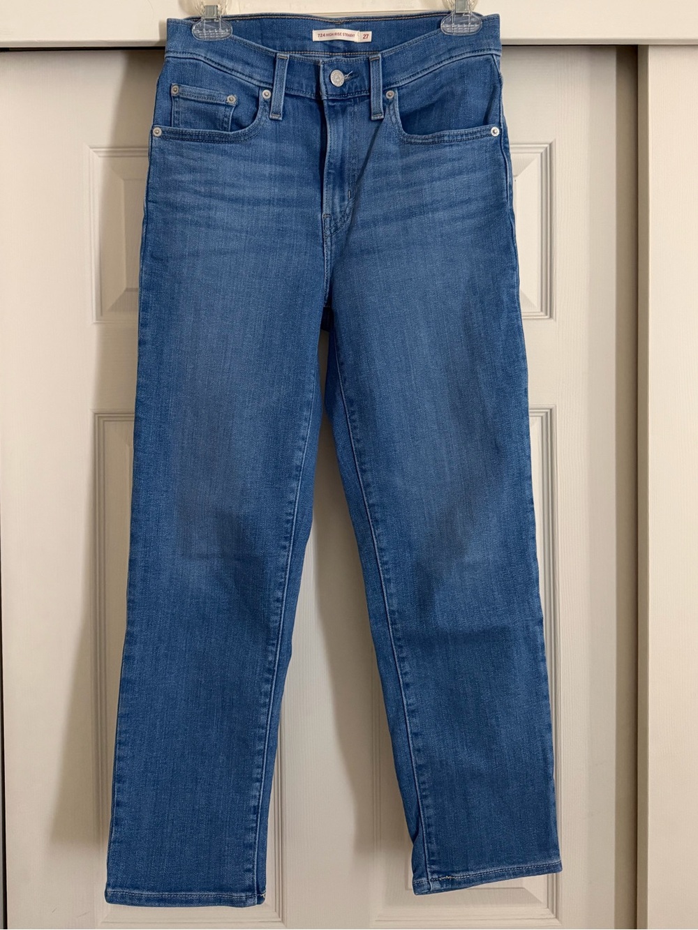 Women’s Levi’s Straight Leg Jeans